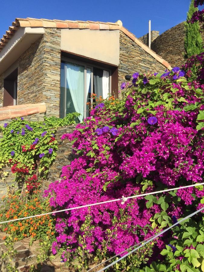 Villa 6 Bedrooms At 50 M Away From The Beach With Sea View Private Pool And Sauna *